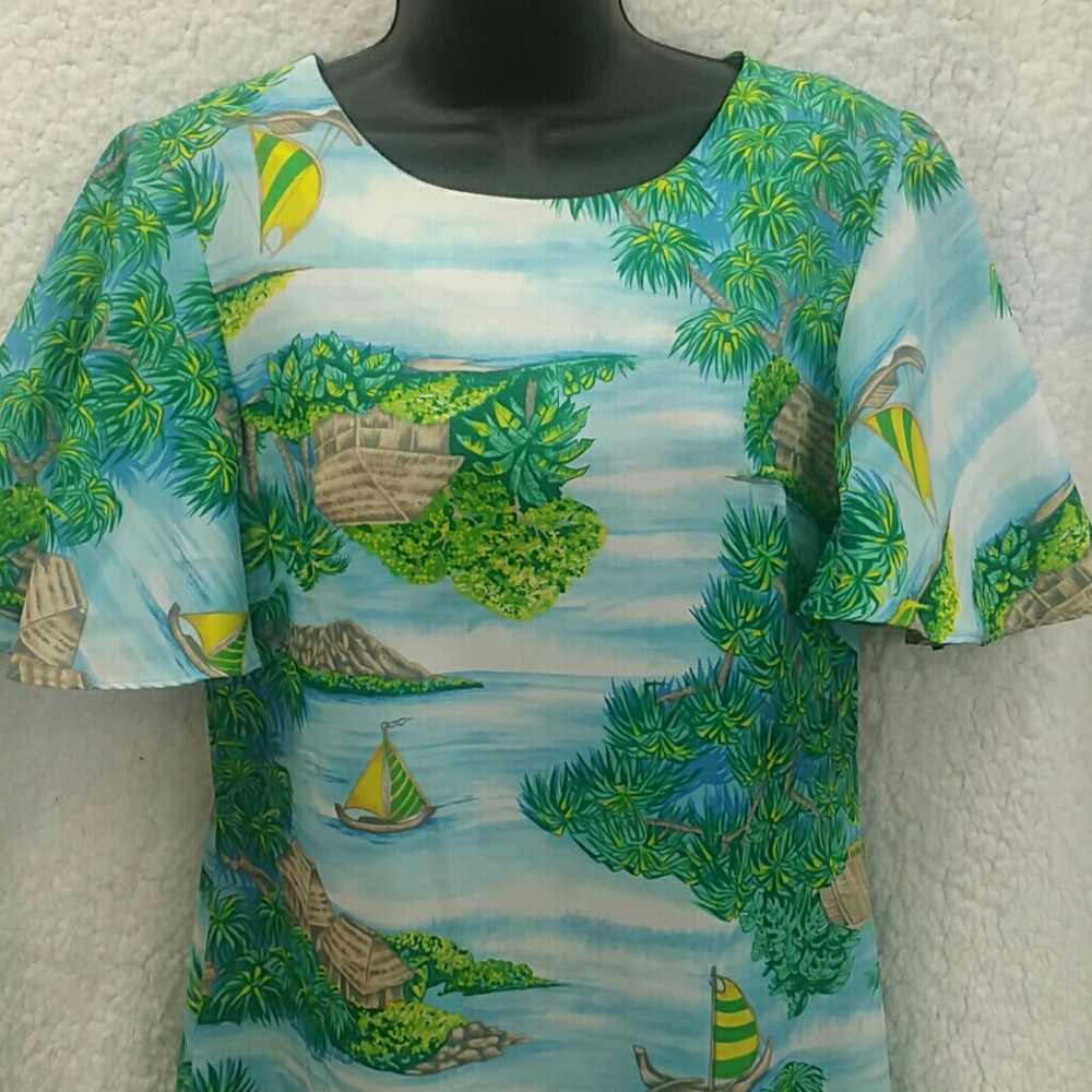 Rare Vintage Hawaiian flutter sleeves long dress